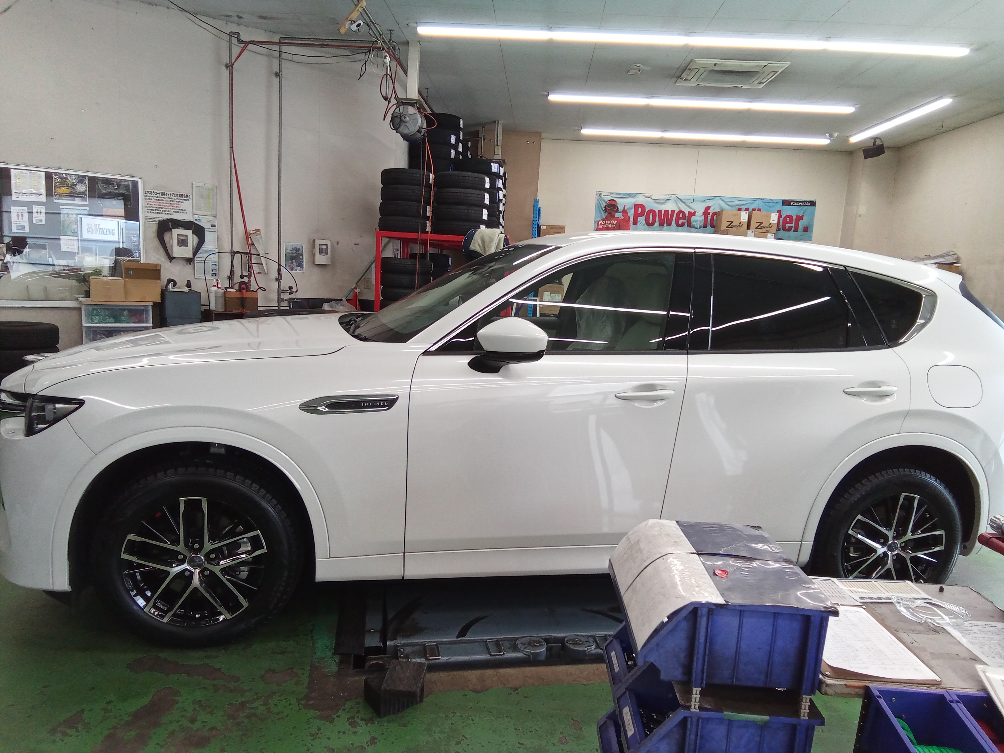 マツダCX-60 20インチのタイヤ交換もお任せください！インチダウンでお